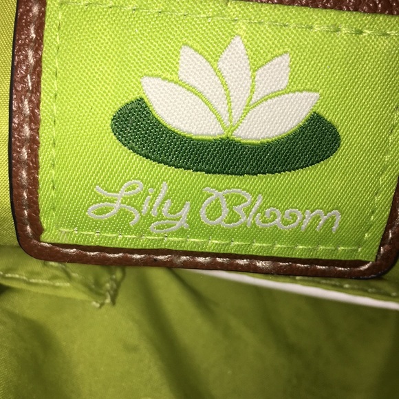 A Lilly bloom purse from belks - Picture 3 of 4